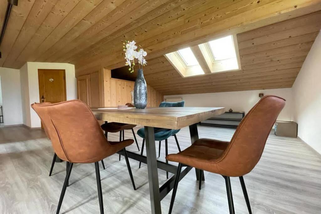 Gemuetliche Ferienwohnung Im Dg Am Tegernsee - Bergblick, Ruhe & Ganz Viel Platz Bad Wiessee Kültér fotó